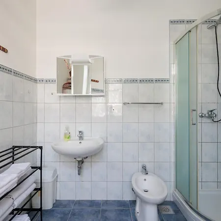 Location Downtown & Bacvice アパート *